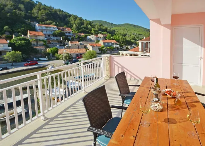 Apartment Jakov Grscica